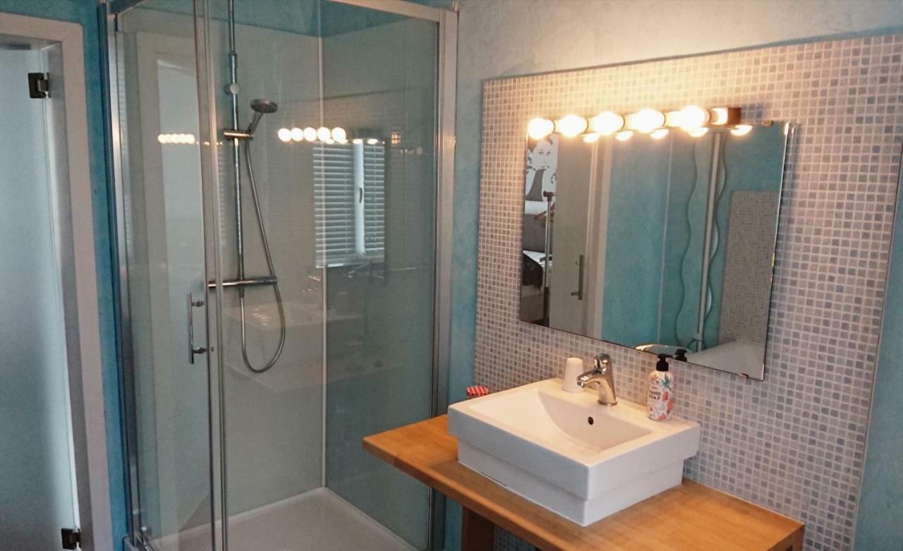 Bed and Breakfast Logies Zen Aan Zee Ostende Exterior foto